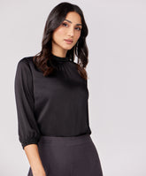 Trim Attached Three quarter sleeve black top