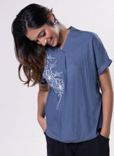Line Aligned Floral Embroidered Top