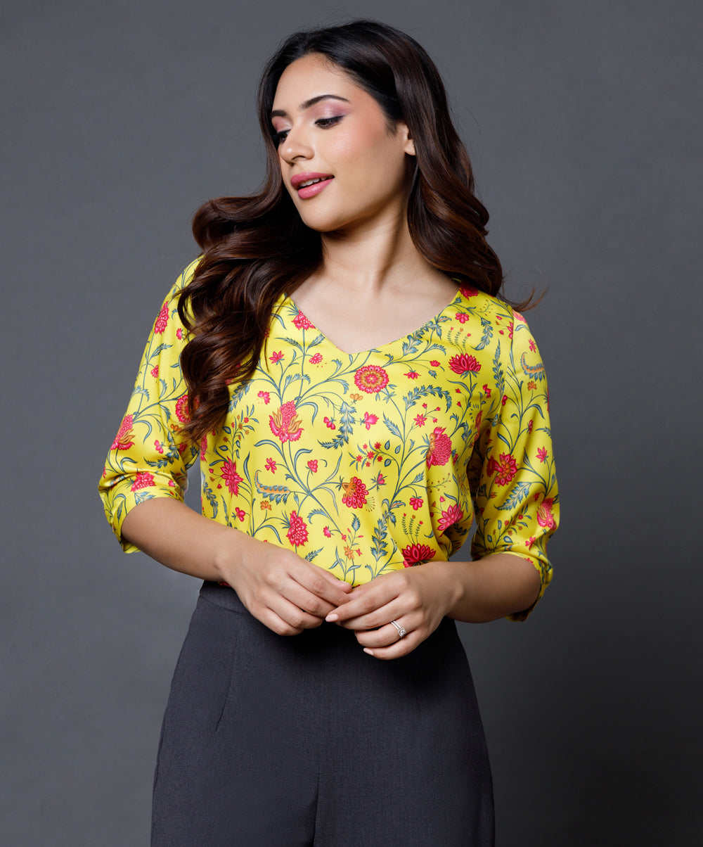 Yellow Printed Half Sleeve Vneck Top