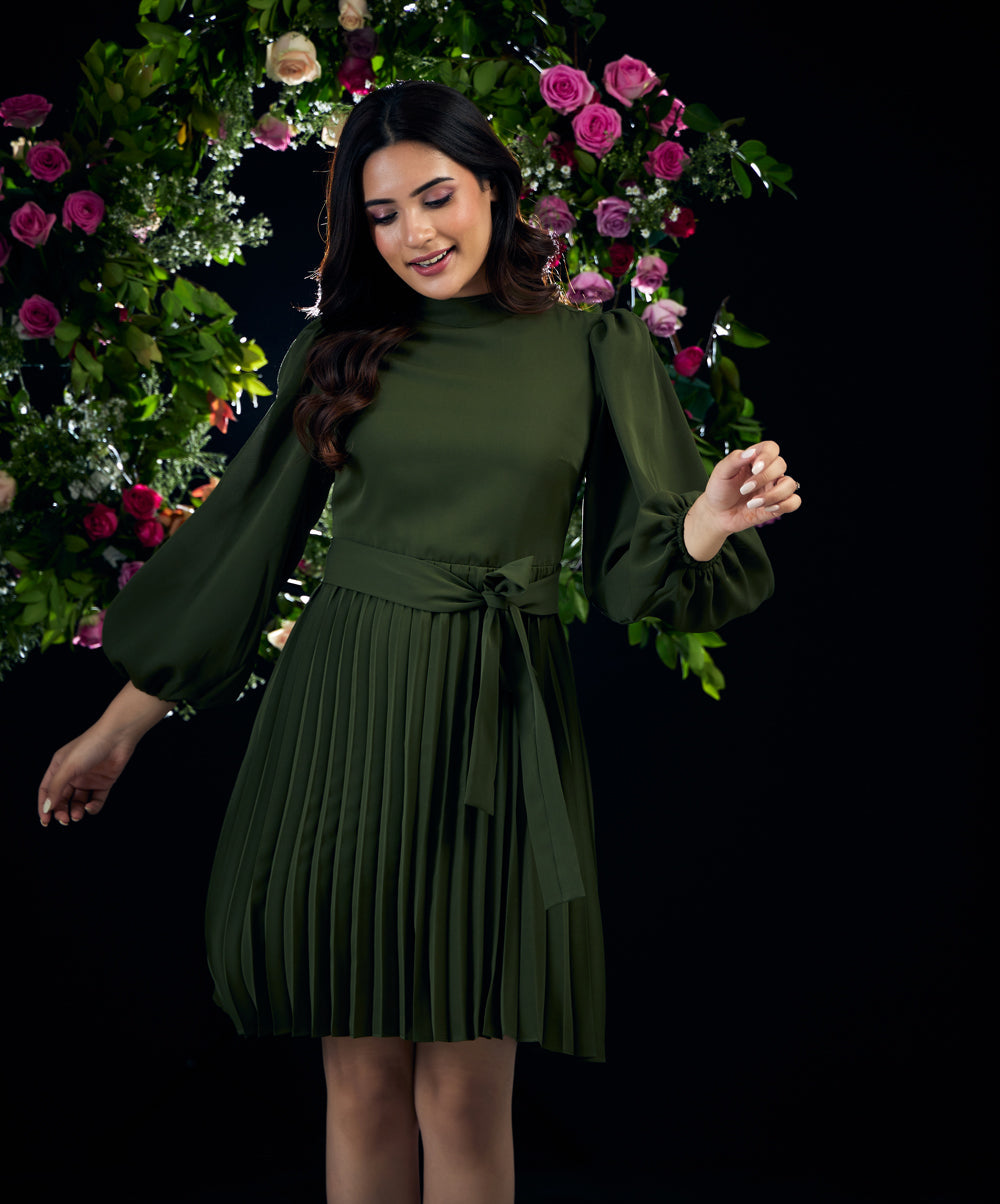 Waist Tie Green Pleated Dress