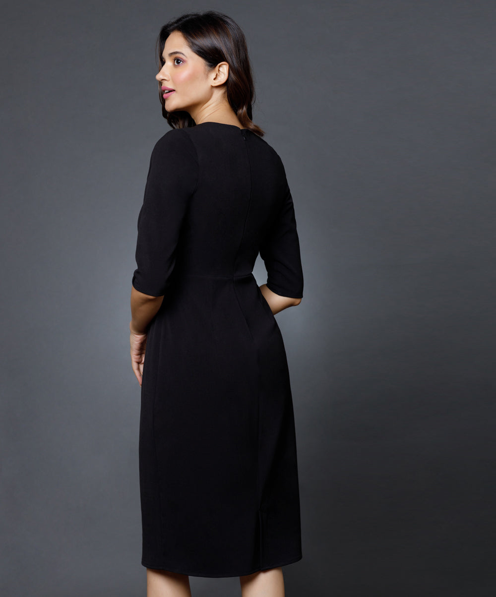 Sweetheart Neckline Sleeved Black Dress