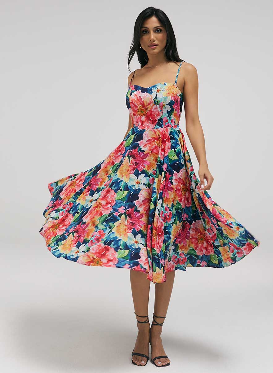 Tiny Strap Dress With Bracot Torso

