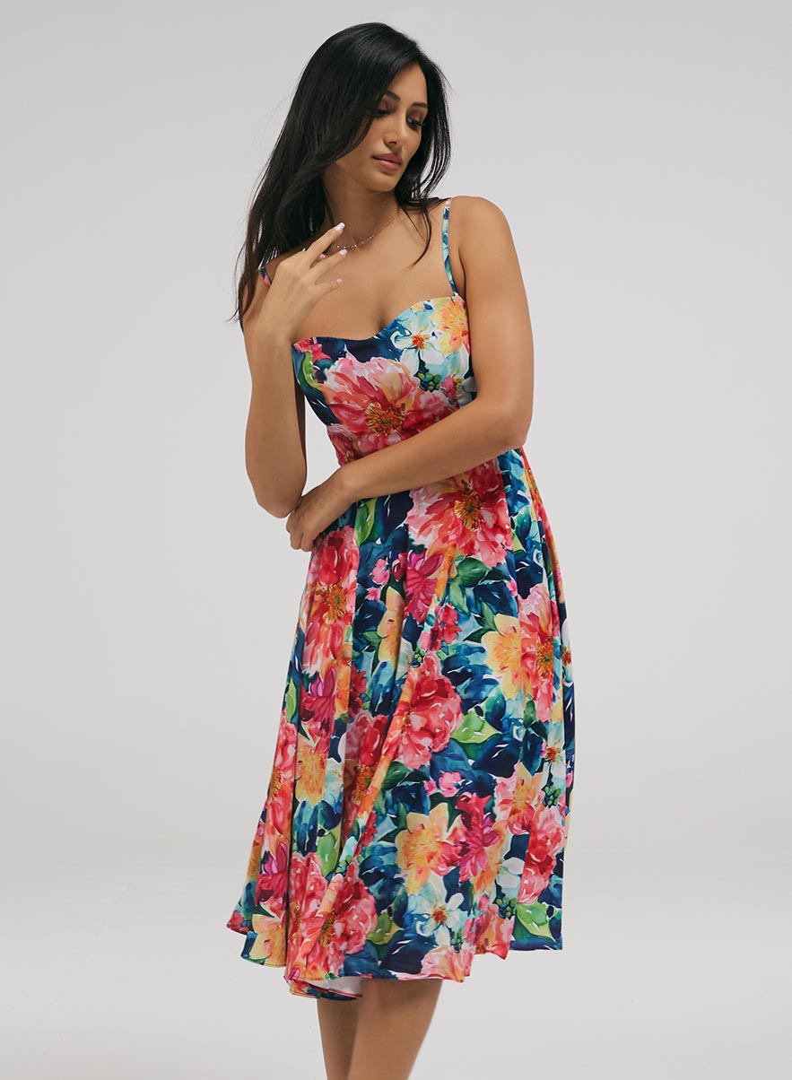 Tiny Strap Dress With Bracot Torso
