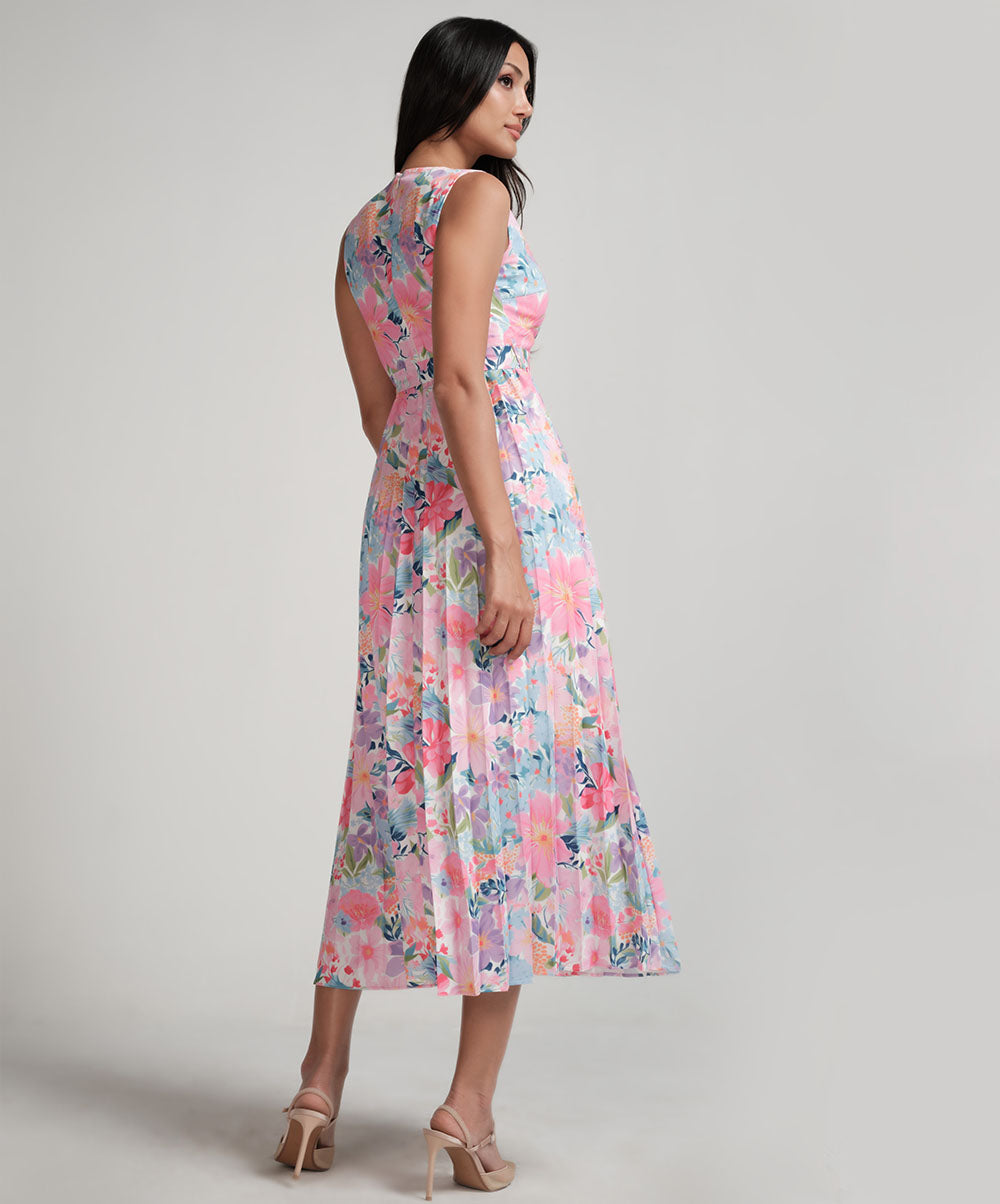 Printed Pleated Sleeveless Vneck Dress