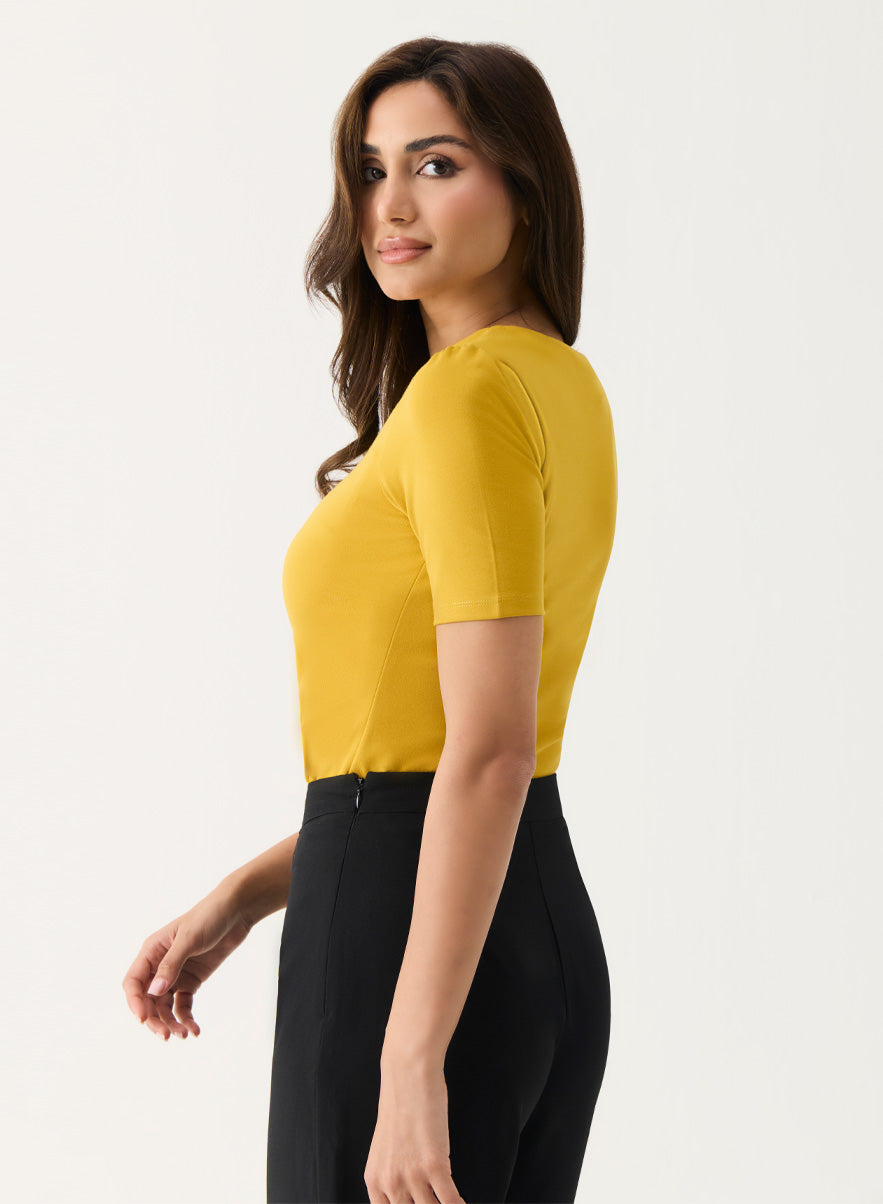 Curve Vneck Mustard Top