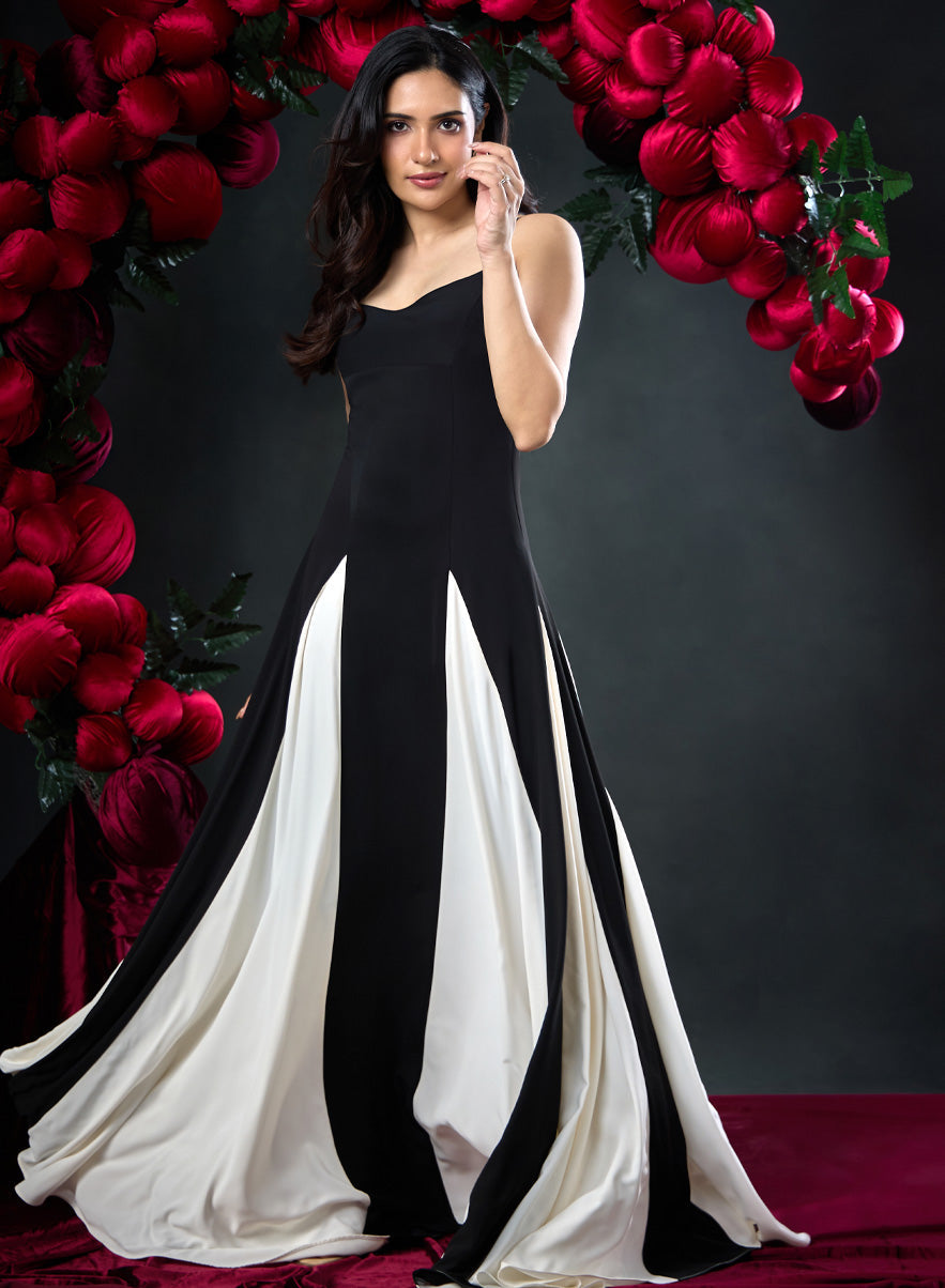 Contrast Panel Deep Sweetheart Black  Dress