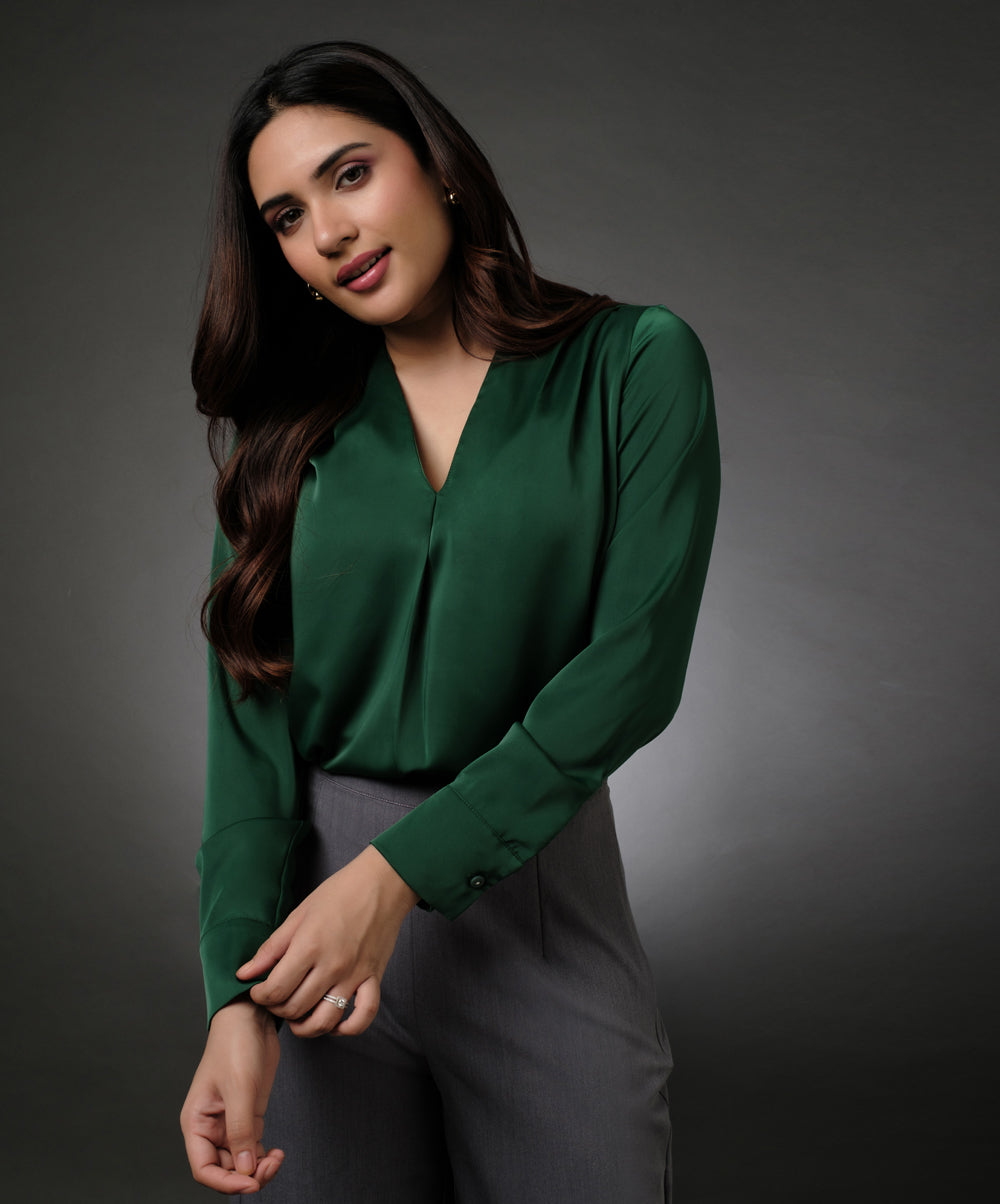 Long Sleeve Vneck Wrapping Green Top