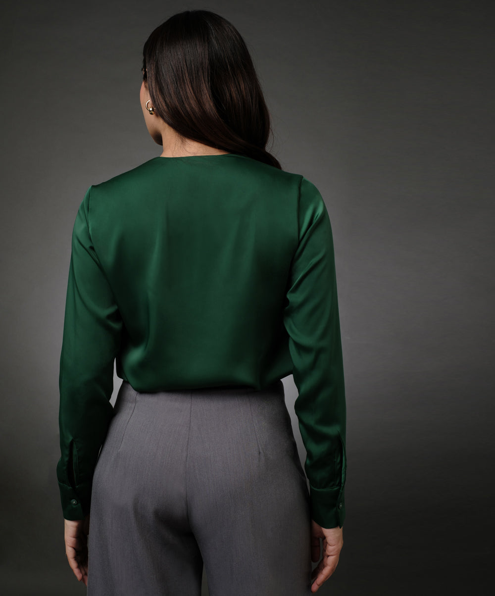 Long Sleeve Vneck Wrapping Green Top