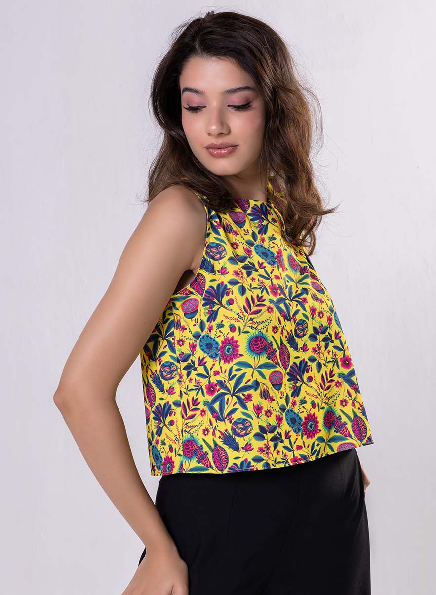 Sleeveless Printed Yellow Top With A Bow