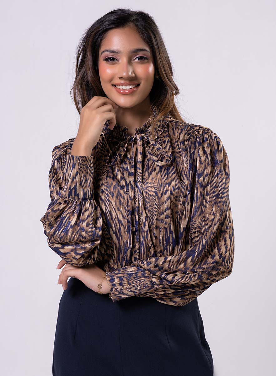Long Sleeve Printed Frilled Collared Top