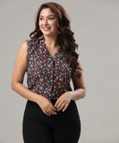 sleeveless front buttoned printed top