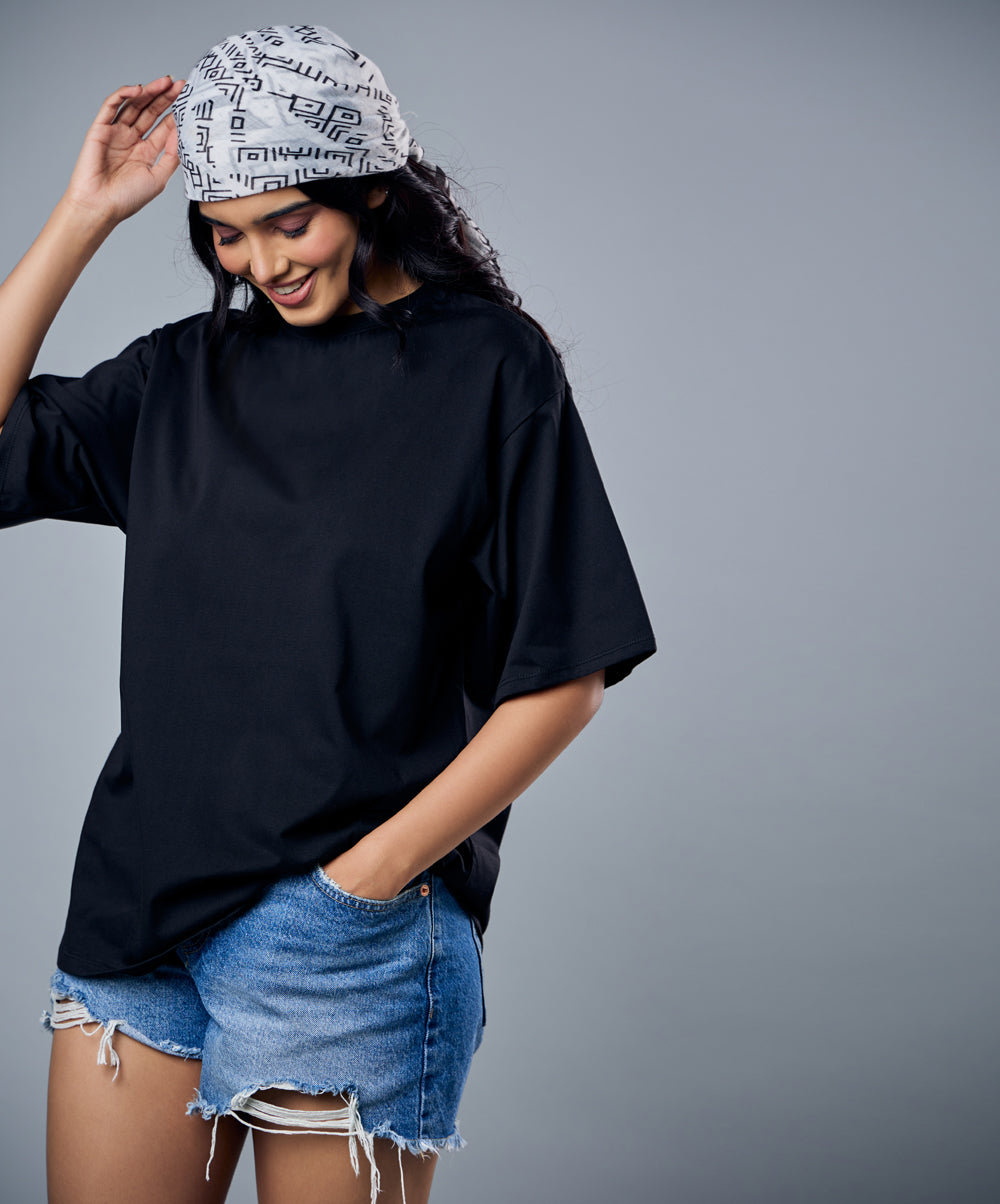 black solid oversized tshirt