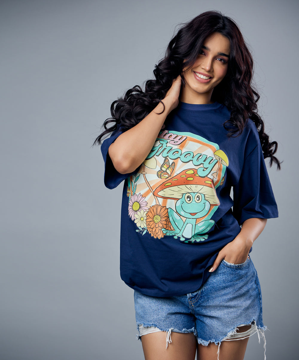 stay groovy oversized tshirt