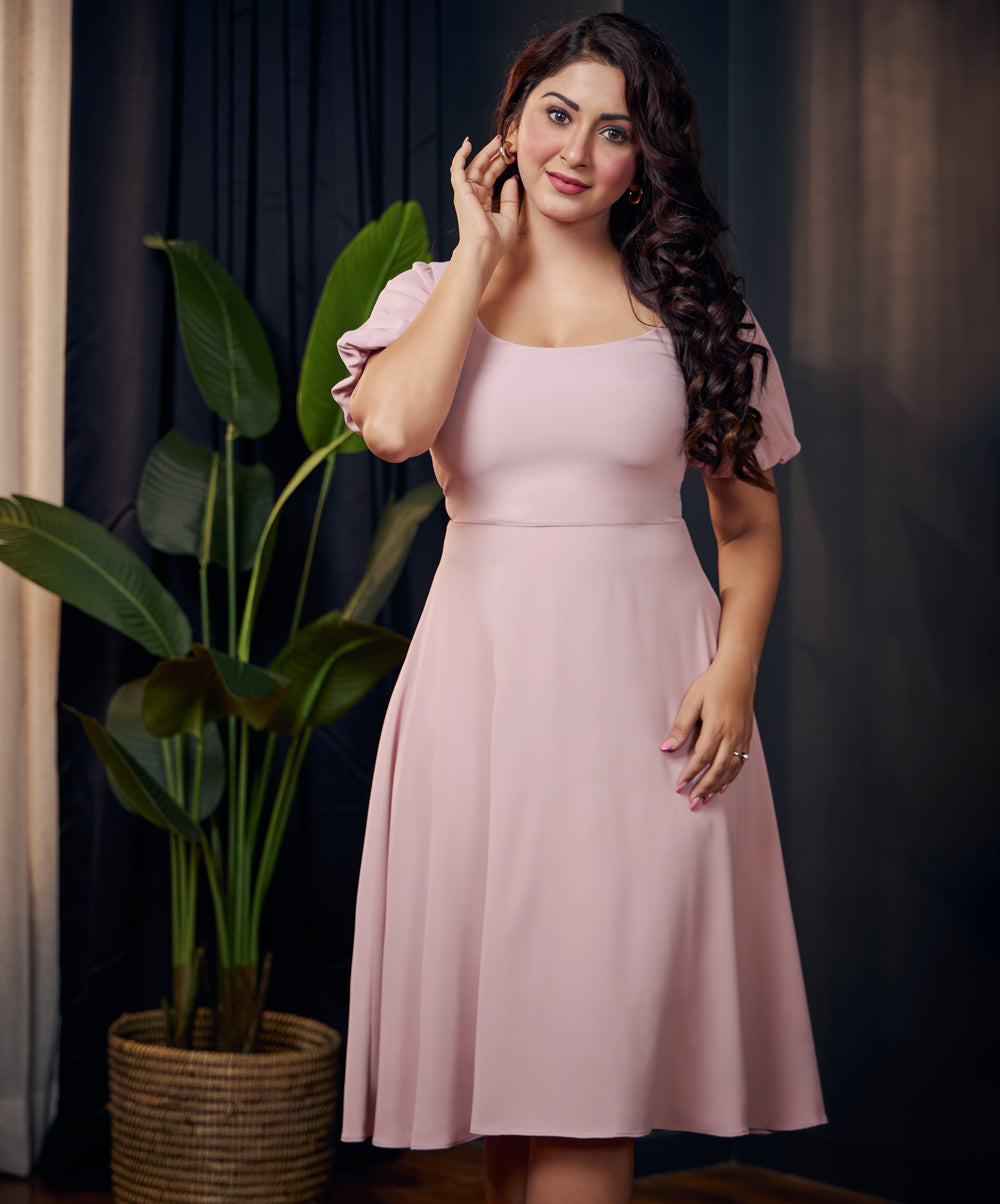 curve neck puffed sleeve pink dress