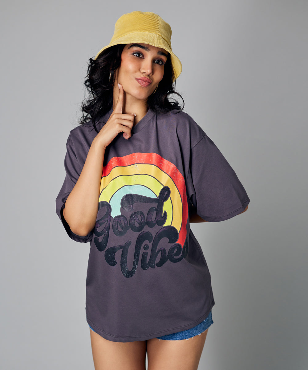 oversize gray good vibes tshirt