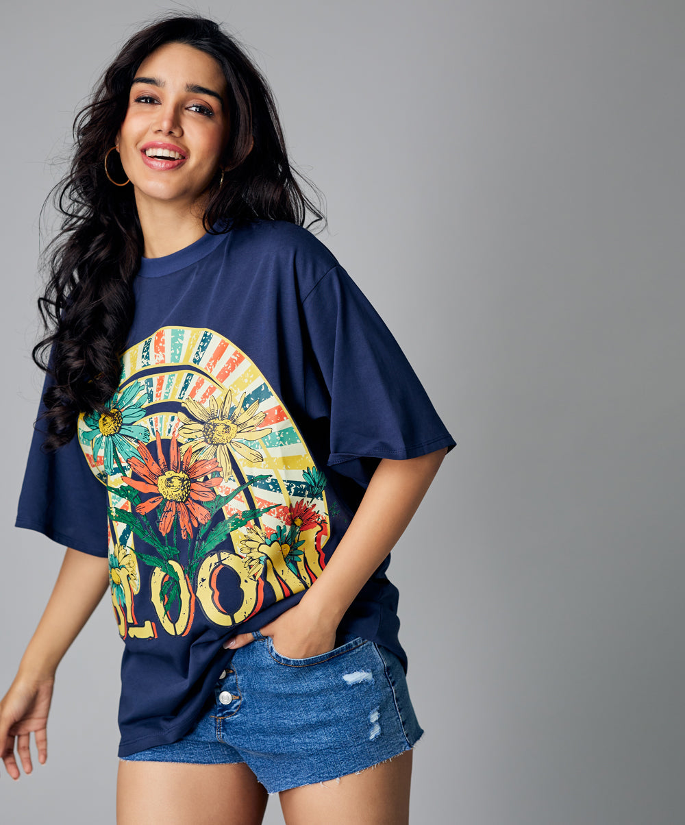 oversize navy bloom tshirt