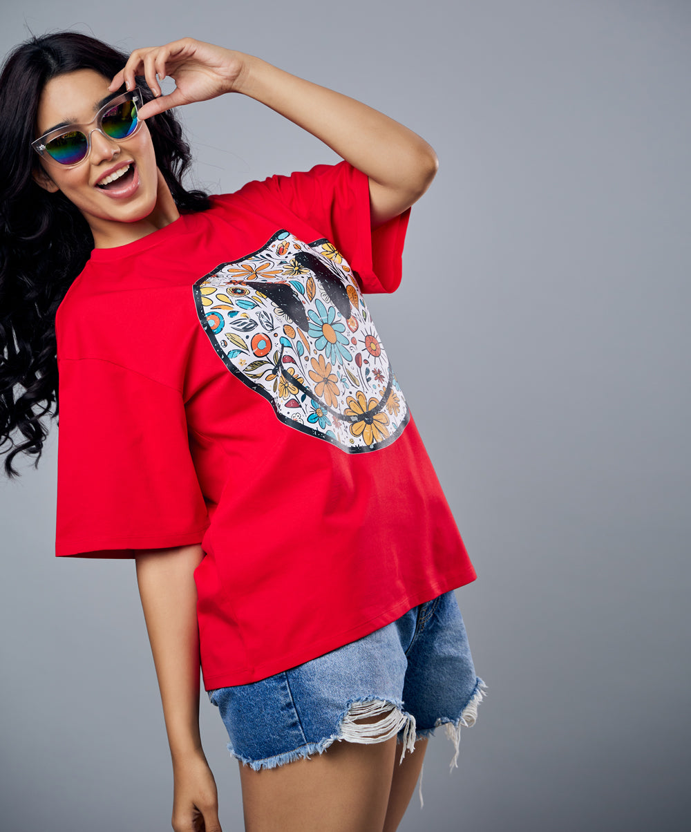 smiling doodle face oversized tshirt